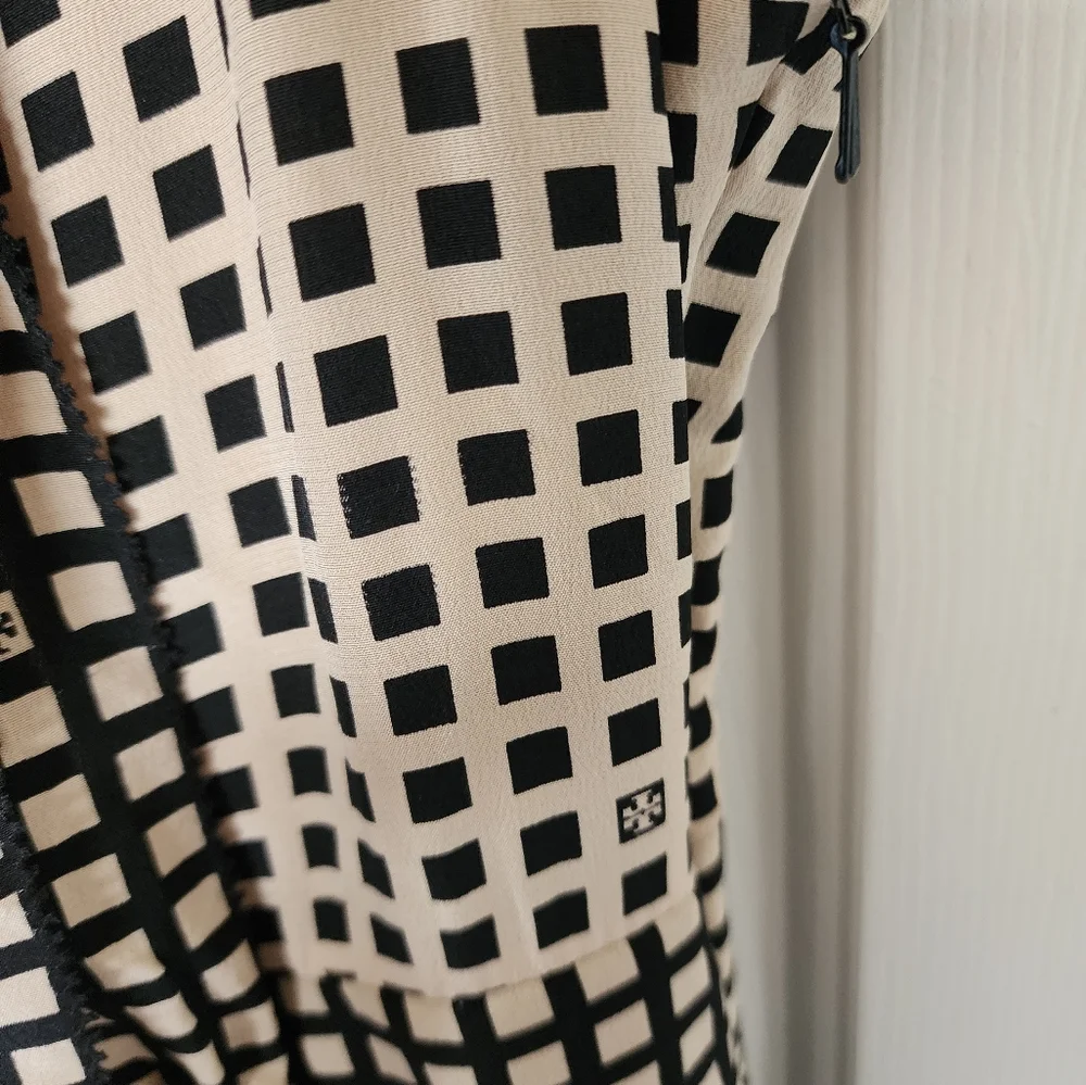 Tory Burch dress - Picture 7 of 9